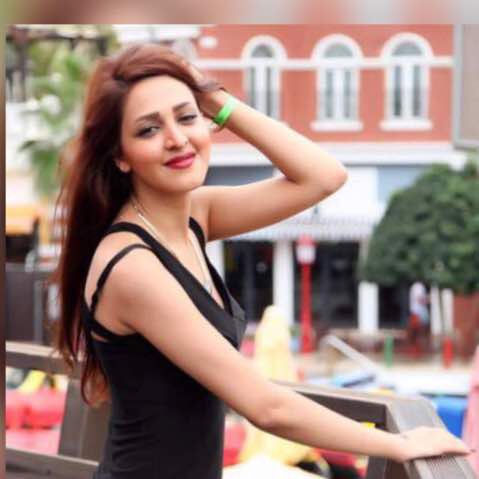 ۷۵۳۹۳EBE-0961-4A4E-8F77-96B595E89902